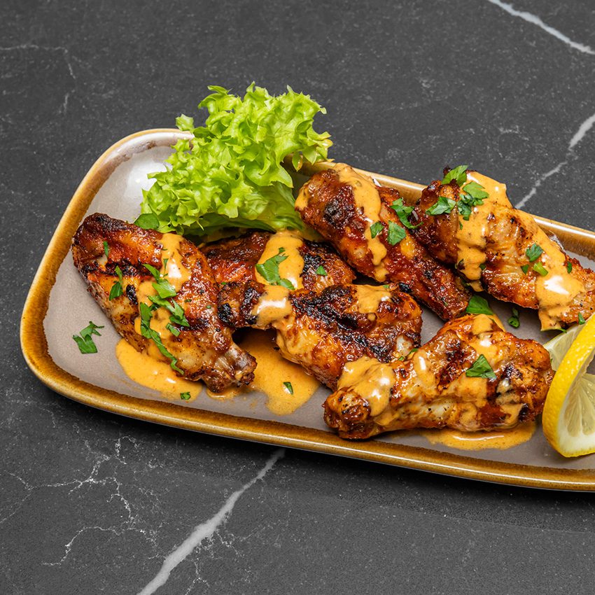 6 chicken wings marinated in Mozambican dry spices. A nod to its street food culture from The Truro restaurant in South Croydon